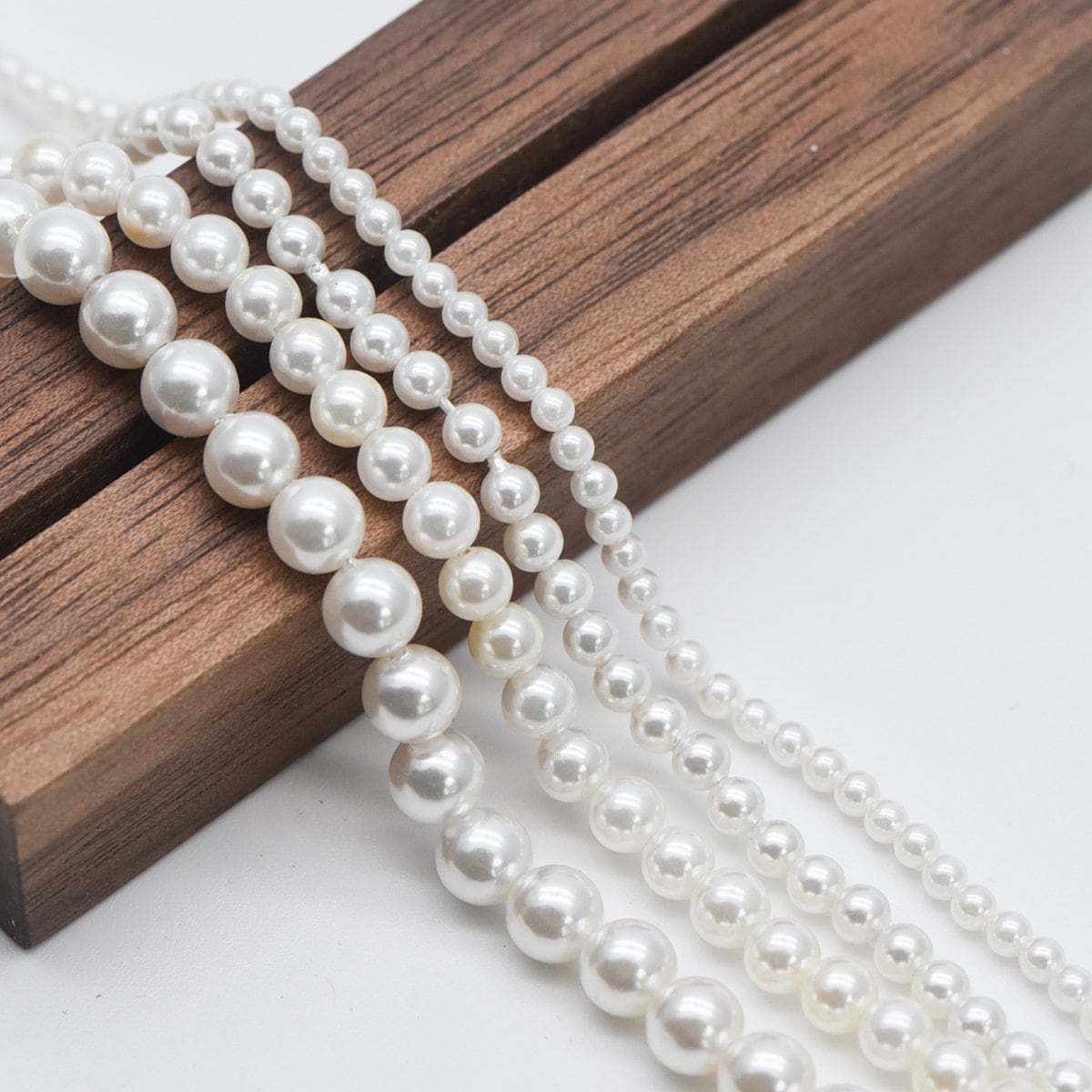 White Smooth Round Shell beads with Pearl-Colored Coating, 2.5/ 3/ 4/ 5/ 6/ 8mm Tiny Size- (BK-021) /16" strand